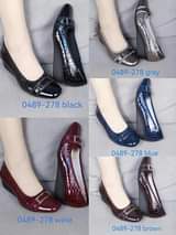 A picture of Pumps and casual shoes