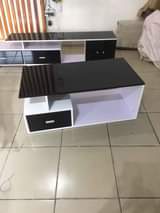 A picture of SET YA TV NA COFFEE TABLE
