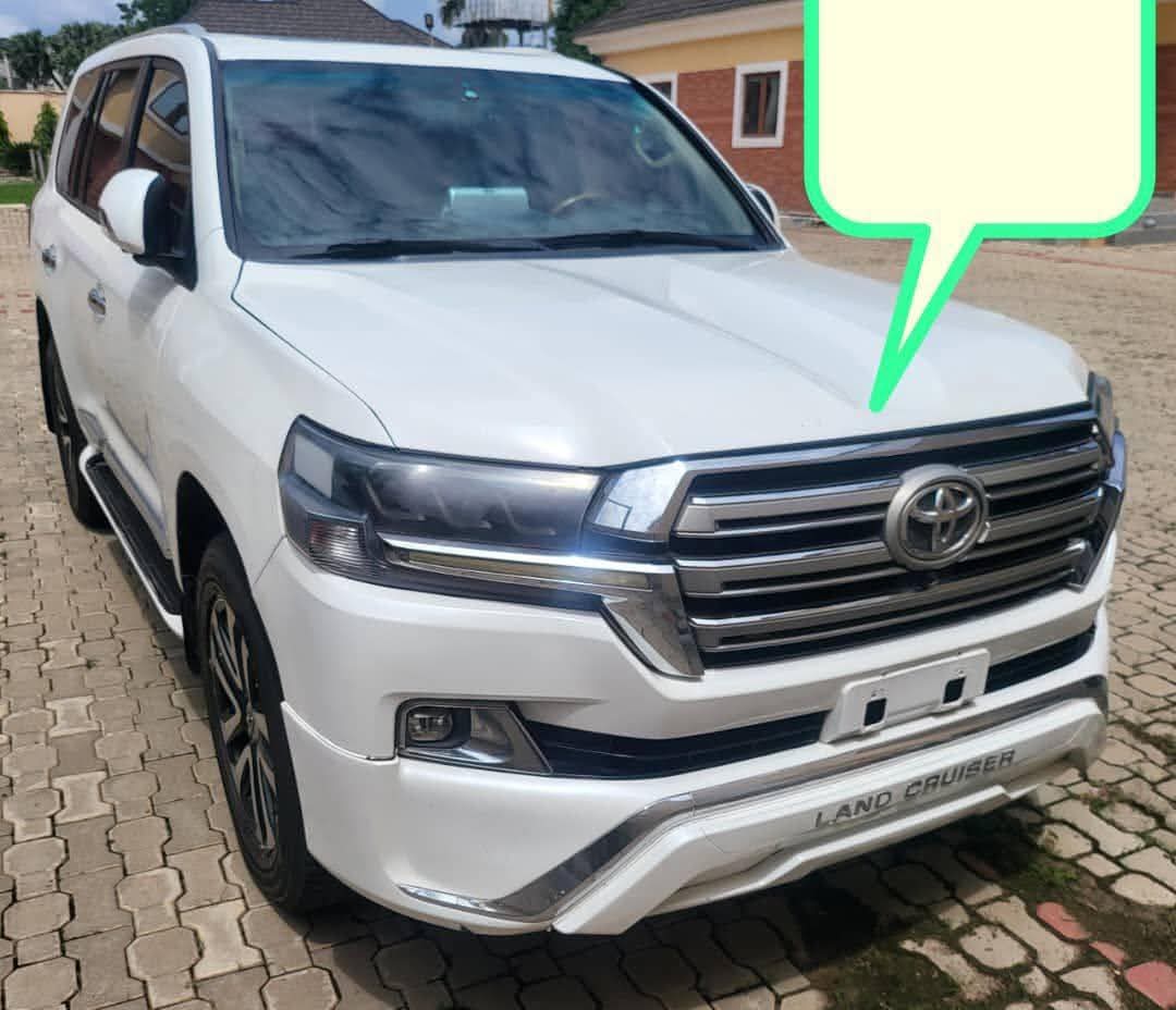 A picture of 2011 Toyota grj200l gnankv