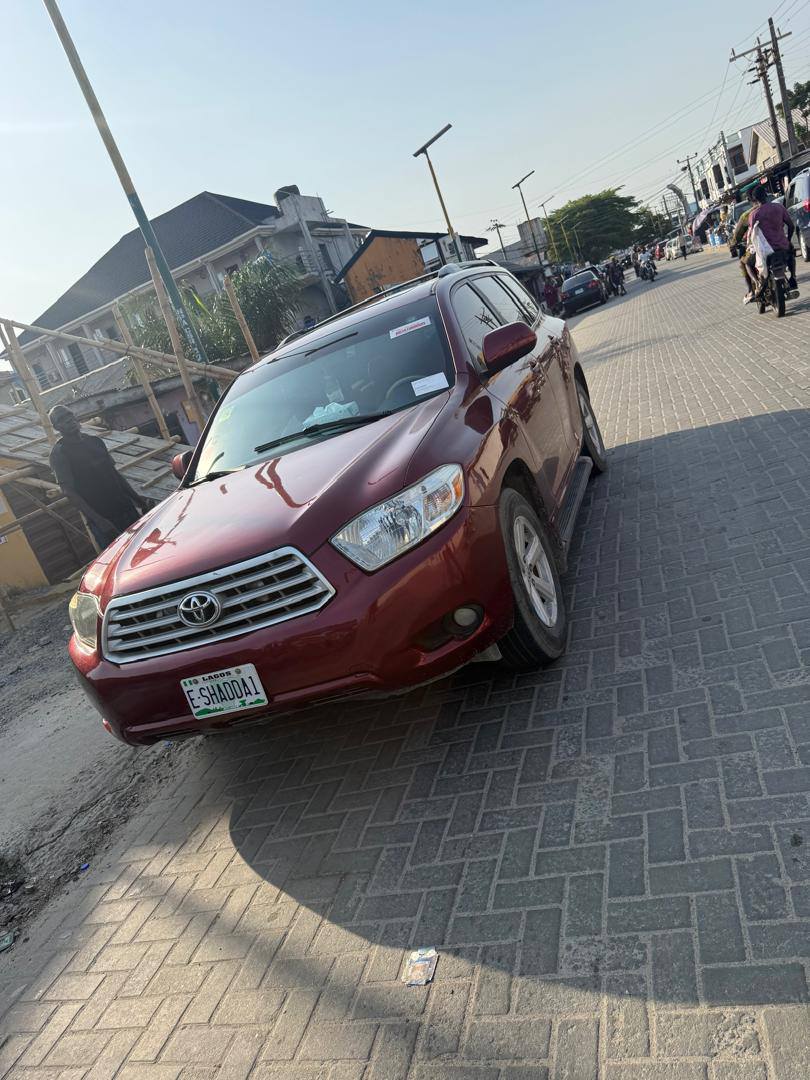 A picture of 2011 Toyota Highlander