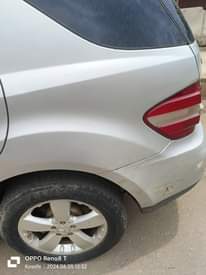 A picture of ML 500 Benz First body everything works Going for 4