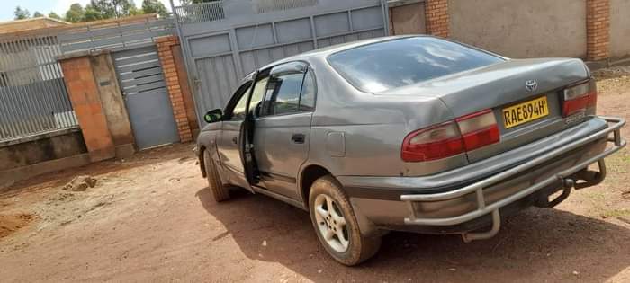 A picture of 1997 Toyota Carina E