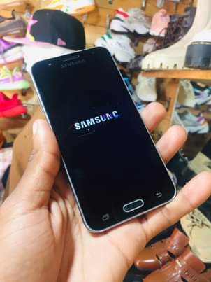 A picture of Samsung j3 2018