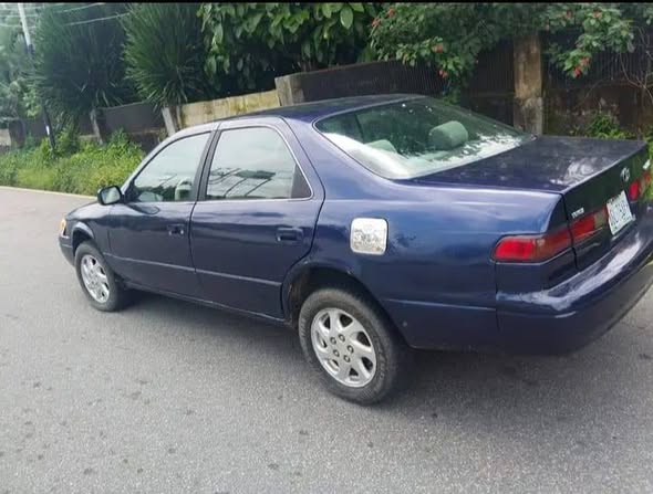 A picture of Toyota camry crystal light