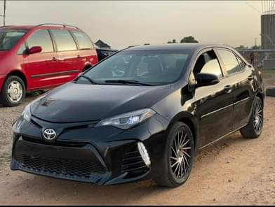 A picture of Oya oya Quick Quick come grab dis 2015 sweet corolla