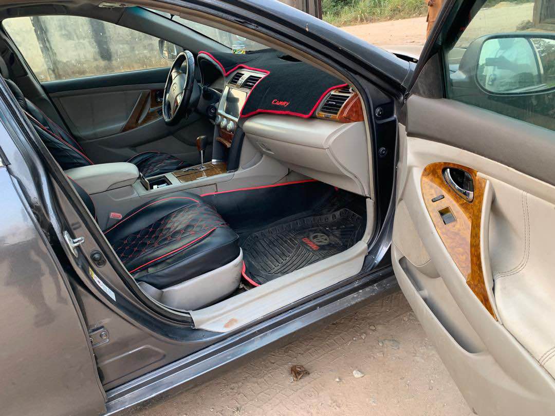 A picture of HOT DEAL ASAP AWOOF dealer market TOYOTA CAMRY model 2008