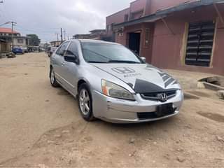 A picture of Honda accord first body
