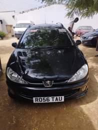A picture of Awoof Tokunbo peugeout 206 clean in and out everything is