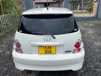 A picture of Toyota IST