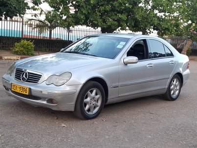 classifieds/cars mercedes