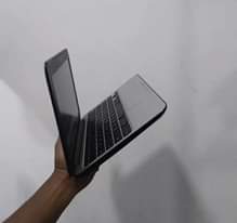 A picture of slim laptop hp probook core 2duo