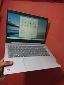 A picture of 9 slim laptop Lenovo A6 i7