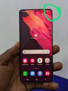 A picture of SAMSUNG S21 ULTRA 5G Slight tiny Crack