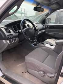 A picture of Toyota Tacoma 2011