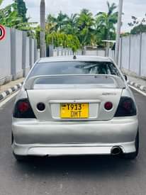 A picture of TOYOTA ALTEZA