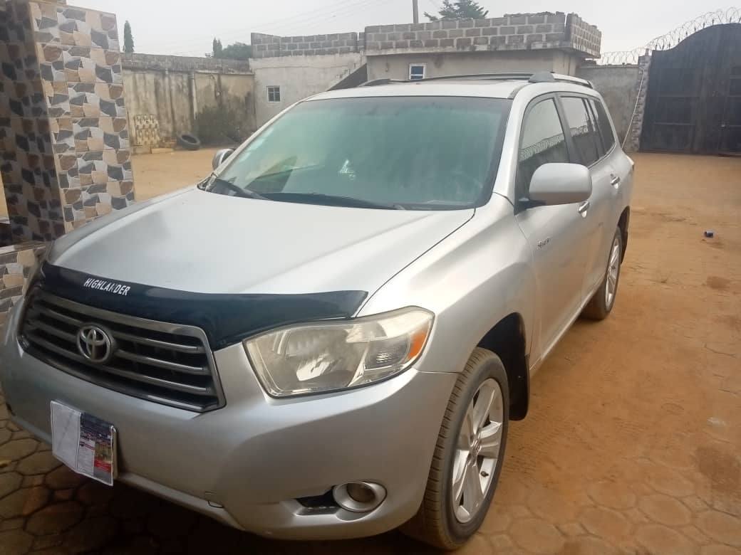 A picture of Toyota Highlander