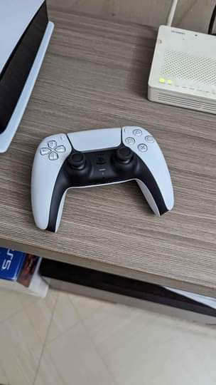 A picture of Ps5 slim 1Tb