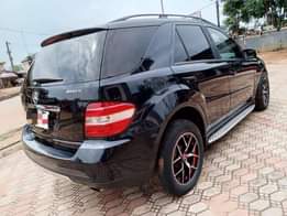 A picture of 2008 model ml350 Toks Equivalent Everything is intact Engine is