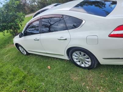 nissan teana