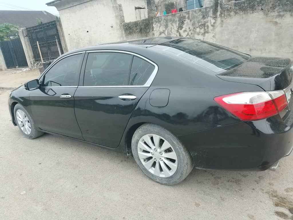 A picture of Honda accord 2014 08164726643 Location Abijo lagos