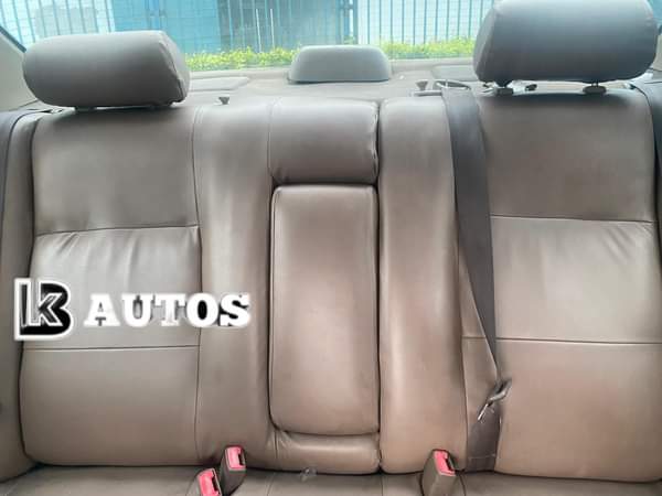 A picture of KB AUTOs Mint Toyota Camry Tiny light drop light YEAR
