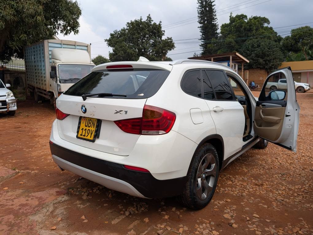 A picture of Bmw x1 2012 at 35m call on 0753430863
