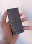 A picture of Iphone se