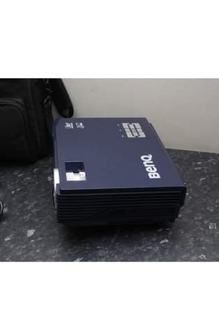 A picture of Benq MP611 projector