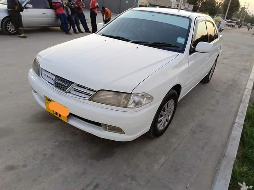 A picture of Toyota Carina cc1490 Bei million 9 Full a c full