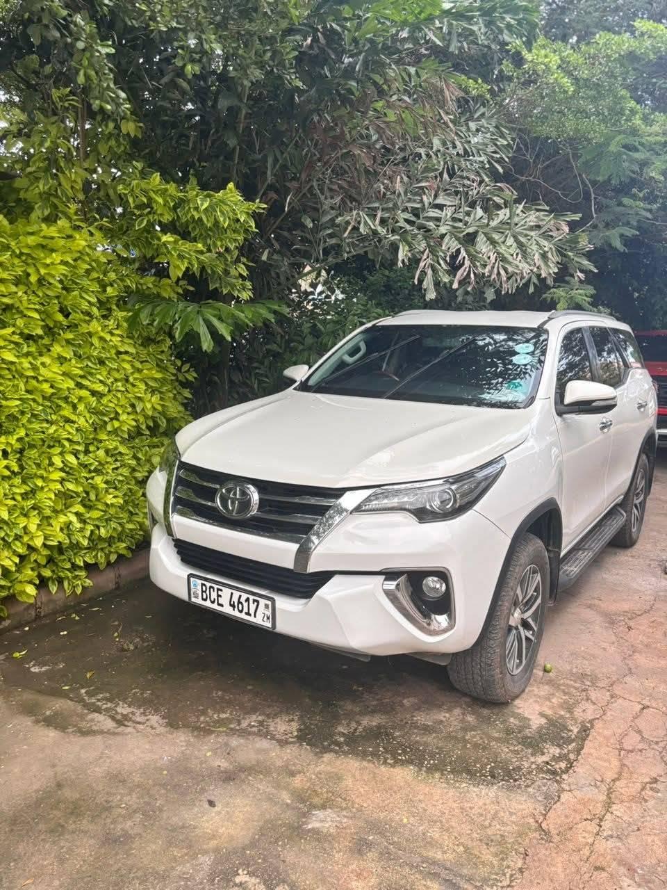 used toyota fortuner