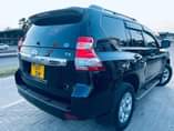 A picture of LAND CRUSER PRADO TX YEAR 2014 15 ENGINE 2TR VVTI