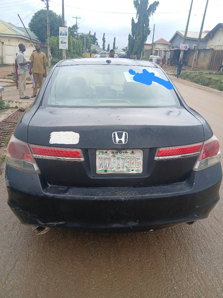 A picture of Distress 2010 Honda Accord V6 2.5M Lugbe Abuja 08162778147 09059882813