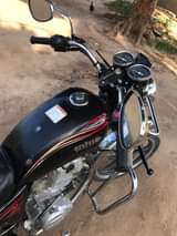 A picture of Haojue inauzwa aina kipengere chochote 1570000 cll 0620216607 WhatsApp 0787529128
