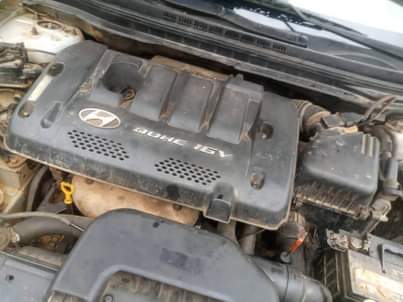 A picture of Hyundai Elantra 2008