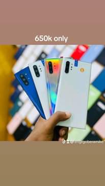 A picture of UK used original phones