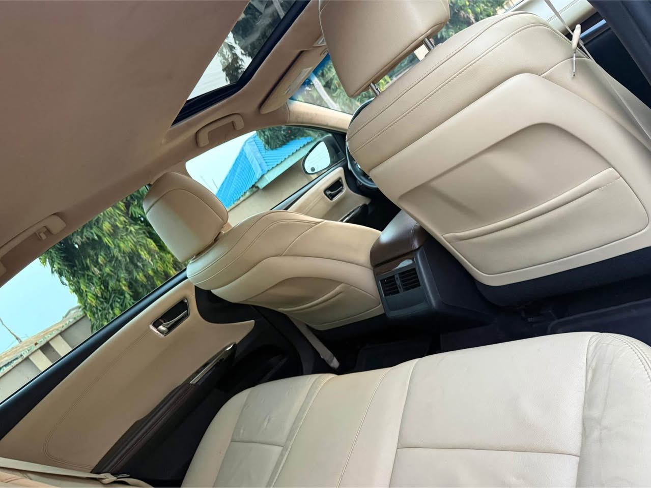 A picture of Toyota Avalon