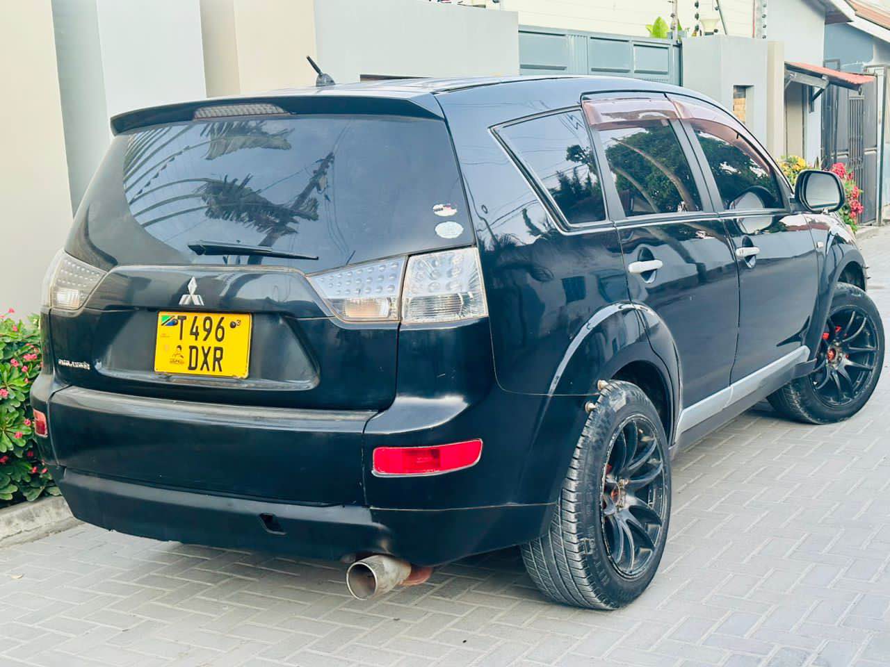 A picture of Outlander 0714058883