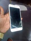 A picture of Vivo y67 mpyaaaa mno gb64 ram4 net4g wah 0686820249