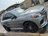 A picture of Mercedes Benz GLE350