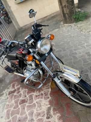 A picture of Haojue inauzwa aina kipengele chochote Bei _ 1 780 000