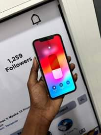 A picture of iPhone 11 64GB