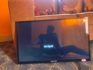 A picture of Godwin smart tv double screen