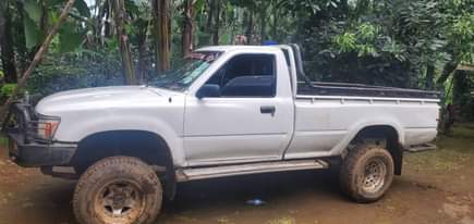 A picture of Hilux 2 8