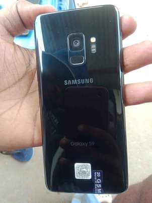 A picture of SAMSUNG GALAXY S9