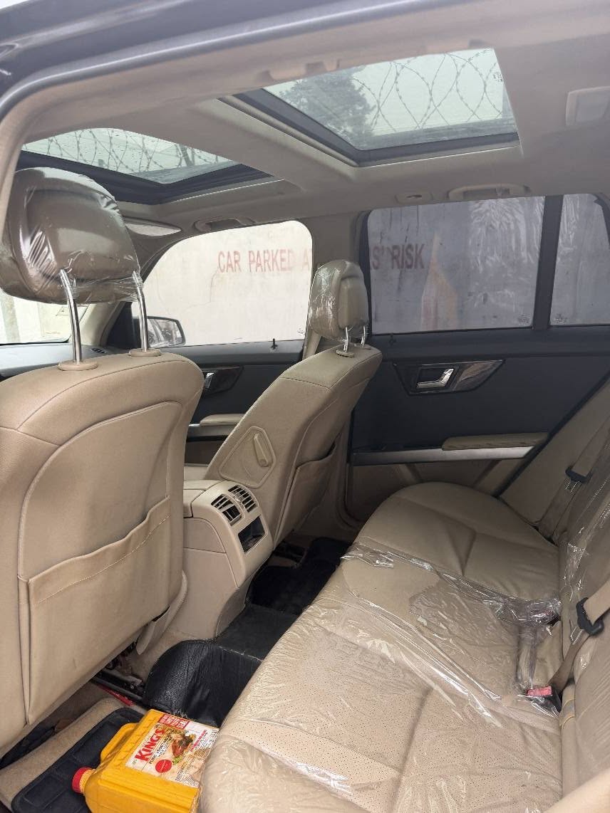 A picture of Mercedes benz glk 350 2010