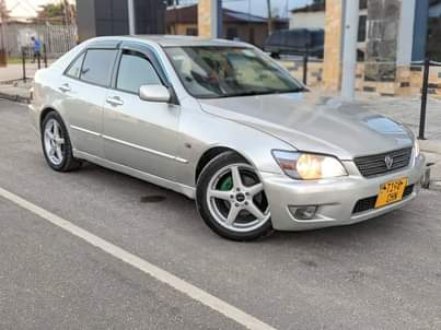 A picture of Toyota alteza