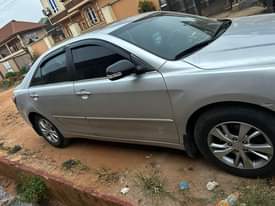 A picture of Toyota Camry 08 07032790345