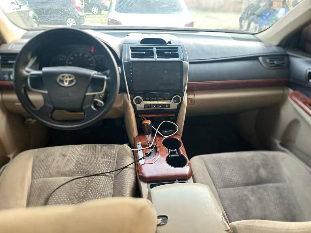 A picture of DISTRESS2013 CAMRY IN GOOD CONDITIONUNTAMPERED SYSTEMS WITH ORIGINAL DOCS 7