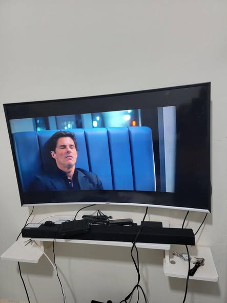 A picture of Samsung Curved smart tv 50