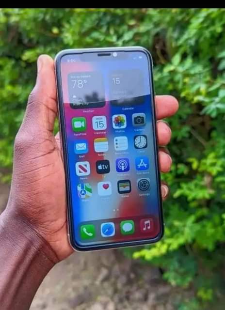 A picture of I phone x